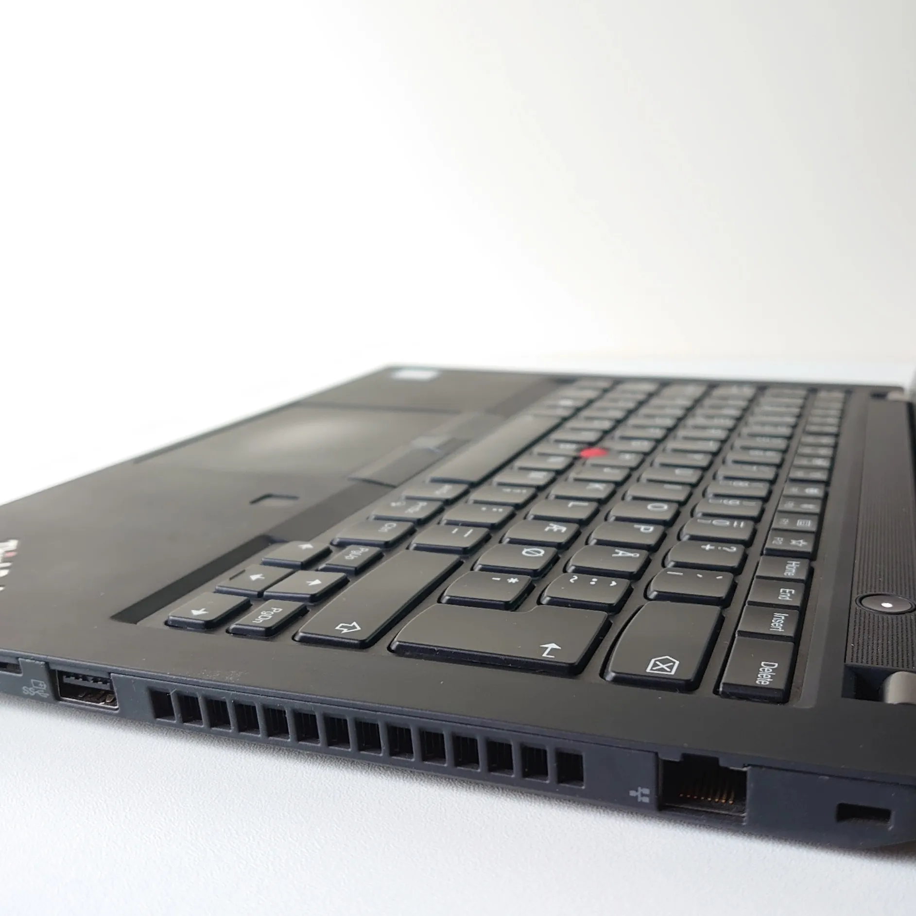 Lenovo ThinkPad T490